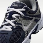 SARZI-NIKE-V5RNR-LITTLEKID2-IX0357 - آبی رعد/خاکستری دودی روشن/نقره‌ای متالیک/سفید - SARZI-NIKE-V5RNR-LITTLEKID2-IX0357-437 - 7