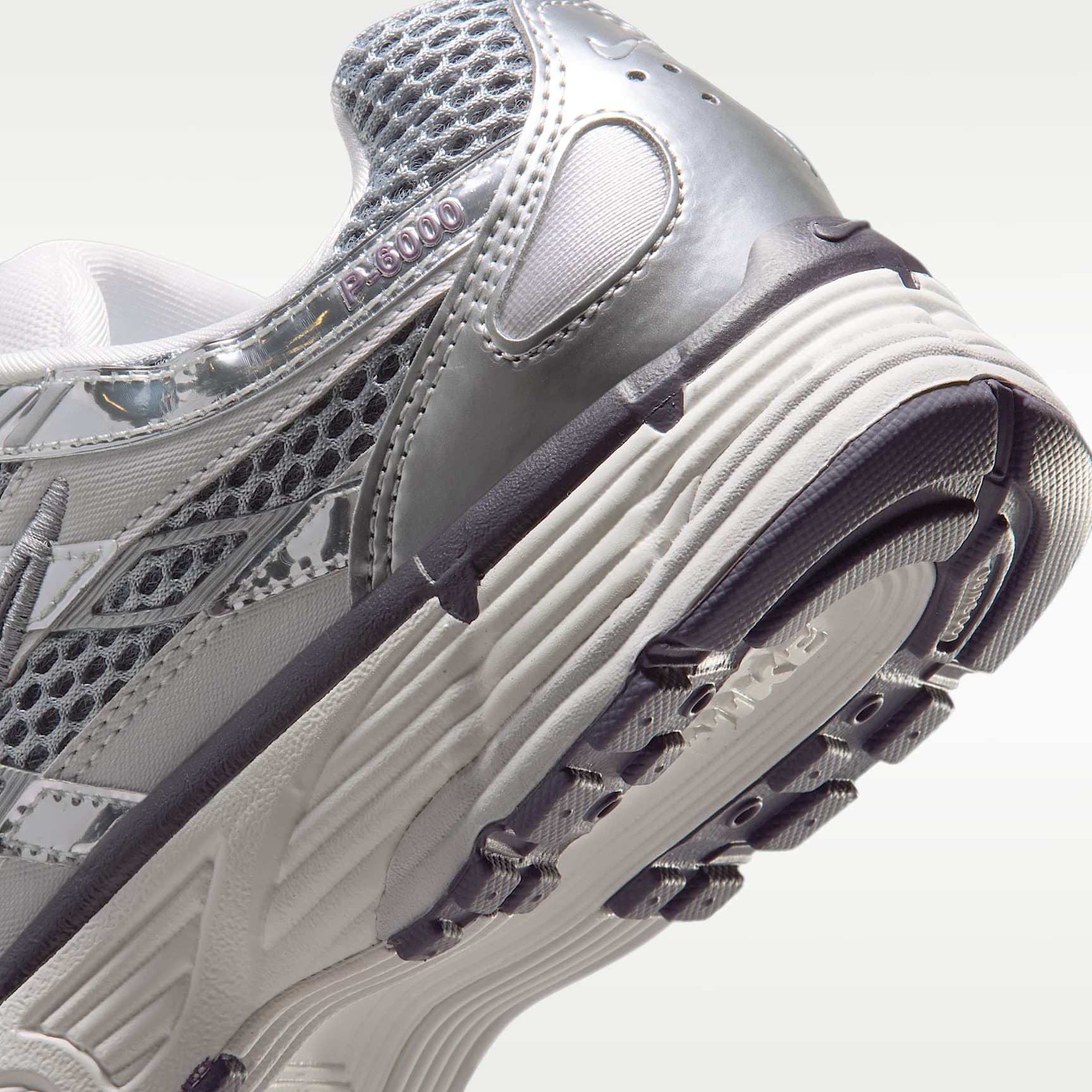 SARZI-NIKE-P6000-WOMENS-IX0364 - خاکستری روشن/نقره‌ای متالیک/خاکستری استیلث/بنفش کشمشی تیره - SARZI-NIKE-P6000-WOMENS-IX0364-078 - 9