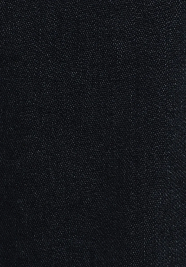 COL-CL1083330_Q1.V1_DN43790 - - - CL1083330_Q1.V1_DN43790 - 8