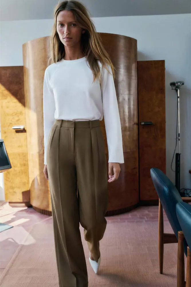 شلوار زارا زنانه مدل STRAIGHT LEG TROUSERS WITH PLEATS کد 04387231